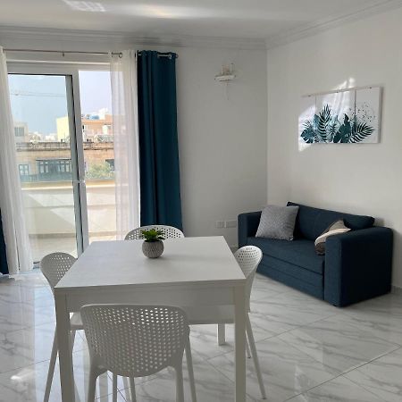 Condo With Patio Overlooking Piazza Gzira Eksteriør bilde