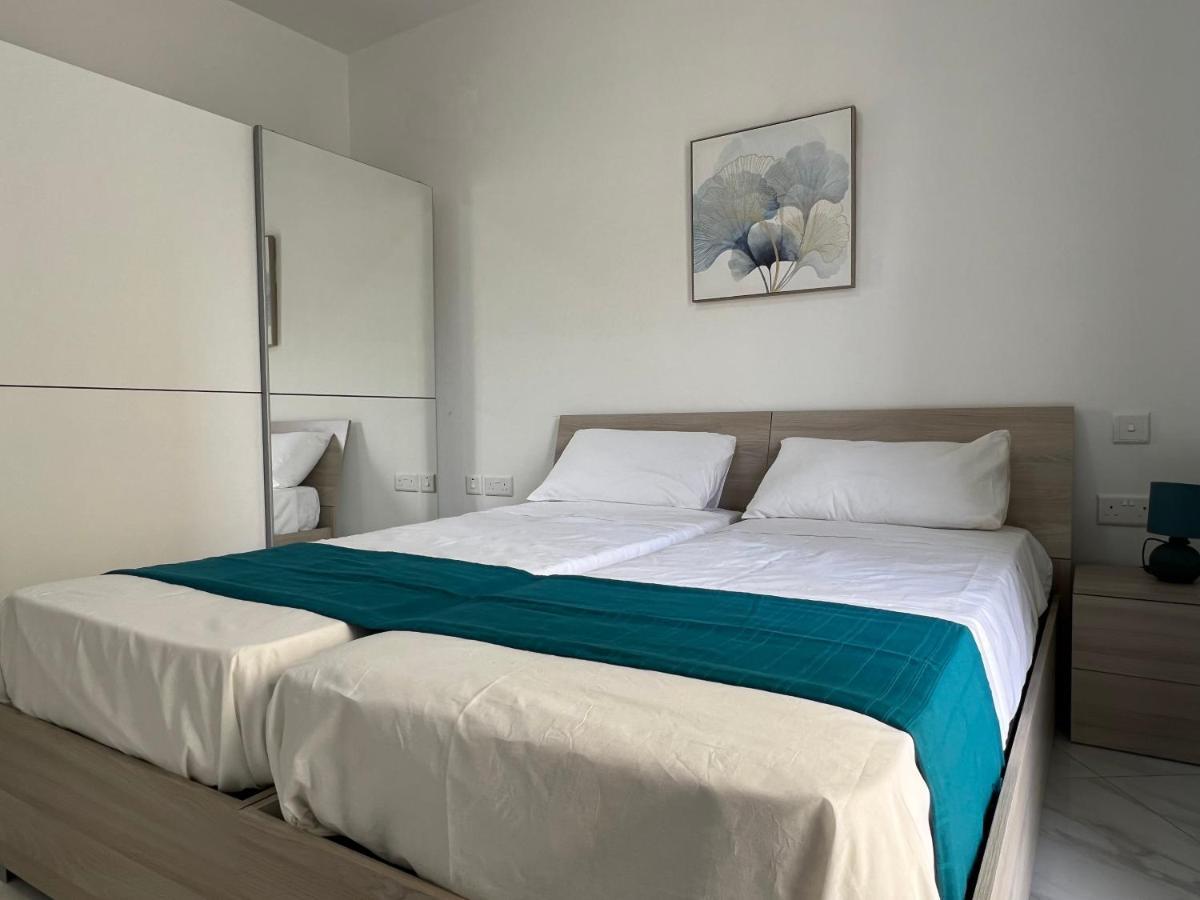 Condo With Patio Overlooking Piazza Gzira Eksteriør bilde