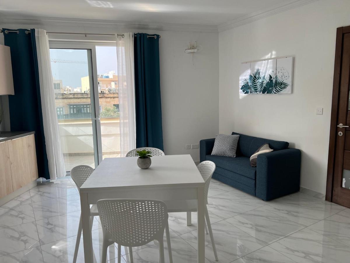 Condo With Patio Overlooking Piazza Gzira Eksteriør bilde